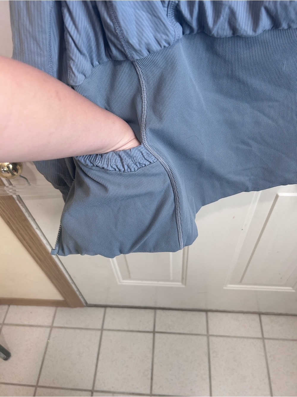 Lululemon Jacket - Picture 8 of 9